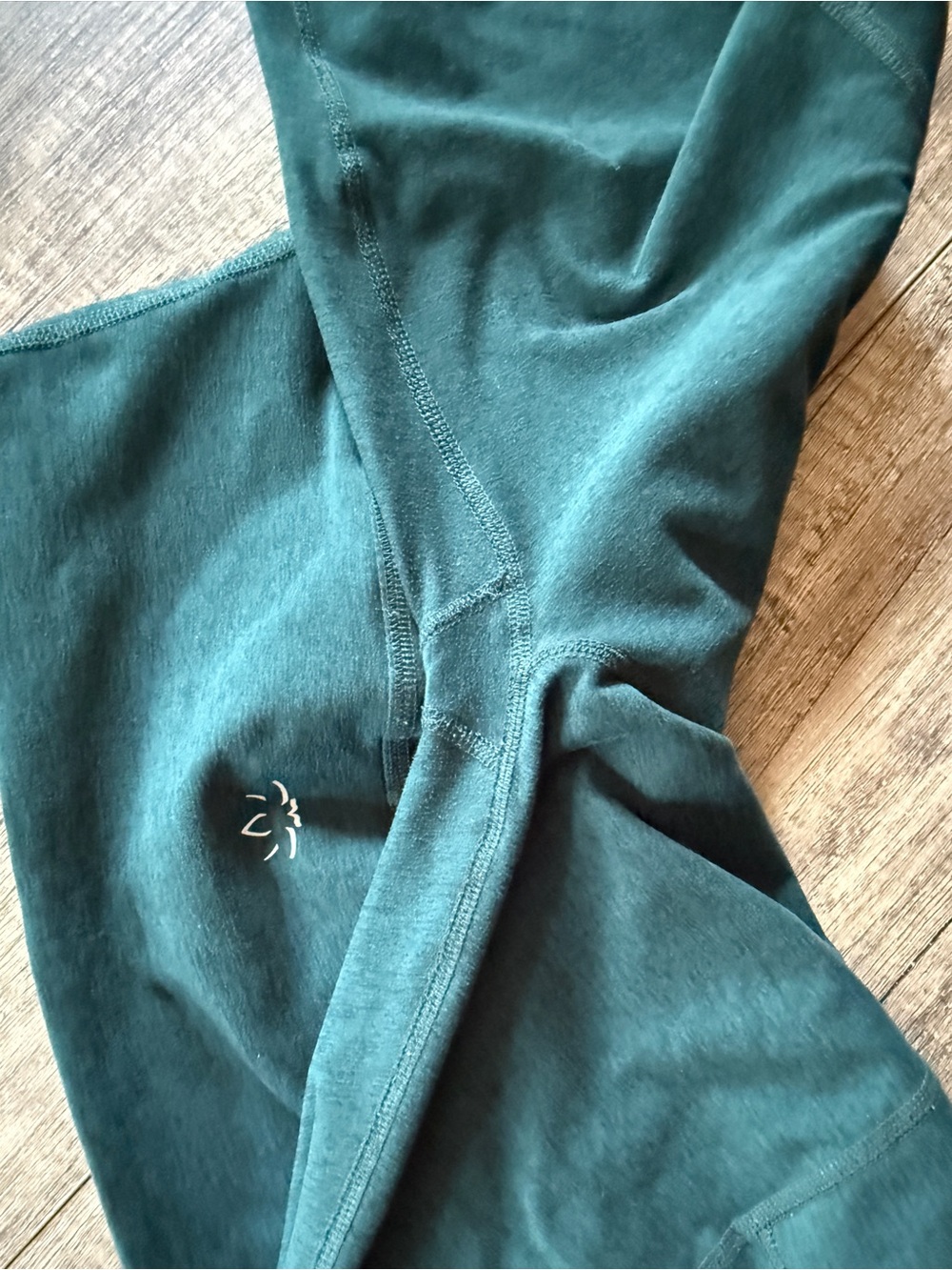 Green Beyond Yoga Spacedye Out of Pocket High Waist Leggings. Large. Like new. - Picture 6 of 8